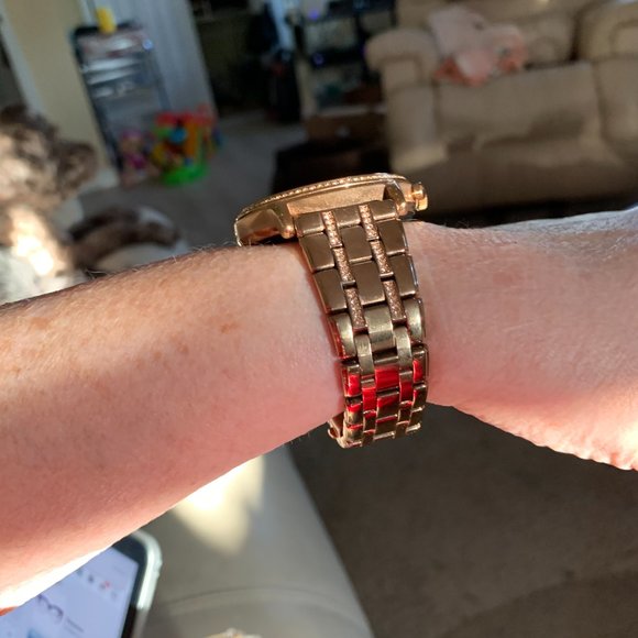 Fossil Gen 5 Julianna Smartwatch - Picture 2 of 8
